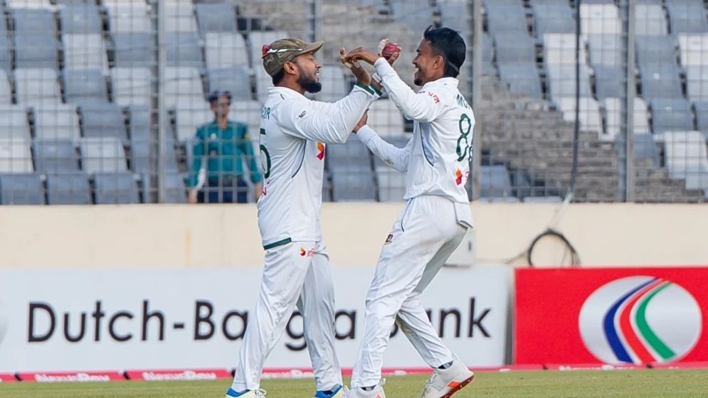 মুশফিকুর রহিমের শততম টেস্টে ২-০ ব্যবধানে হোয়াইটওয়াশ আয়ারল্যান্ডকে বাংলাদেশ