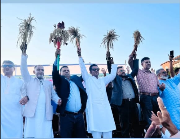 নবীনগরে মনোনয়ন বিতর্কে সাত নেতার একত্রিত অবস্থান, পরিবর্তনের দাবিতে বিএনপির সমাবেশ